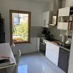 Lovely Spacious 2 Bed Apartment In Shepherds Bush